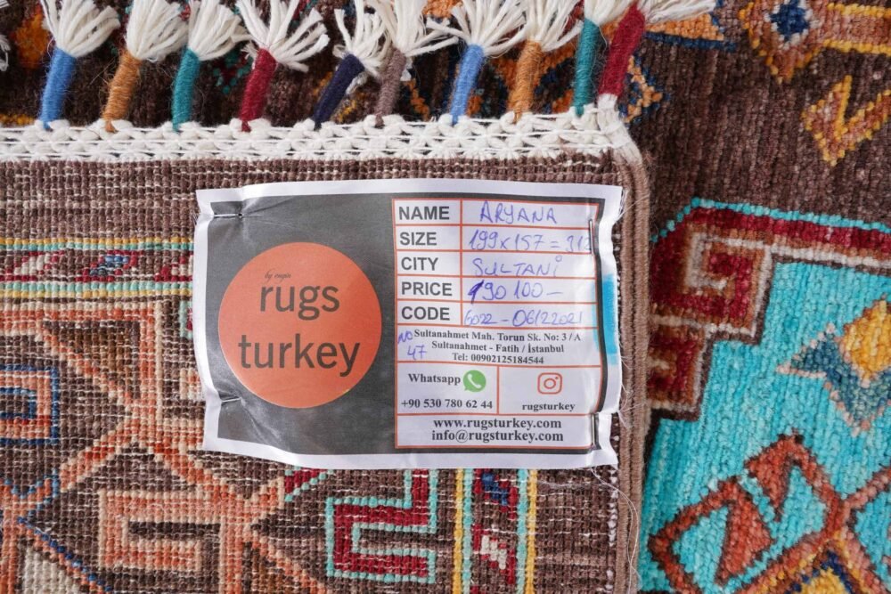 Shag rug with thick, plush pile